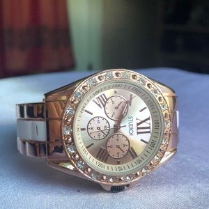 Cute rose gold watch
